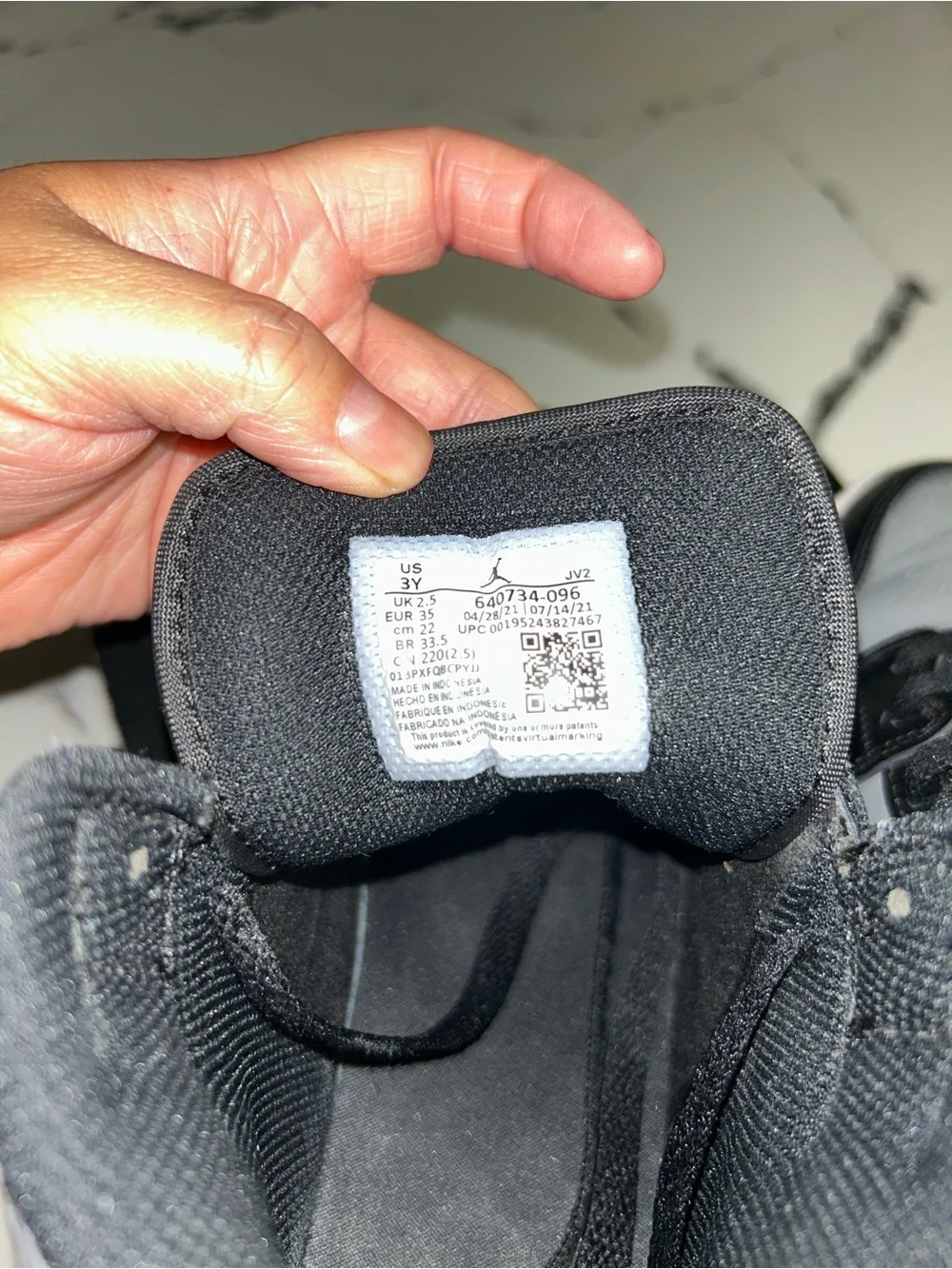 Jordan Kids High-Top Sneakers in Black, Gray & Red